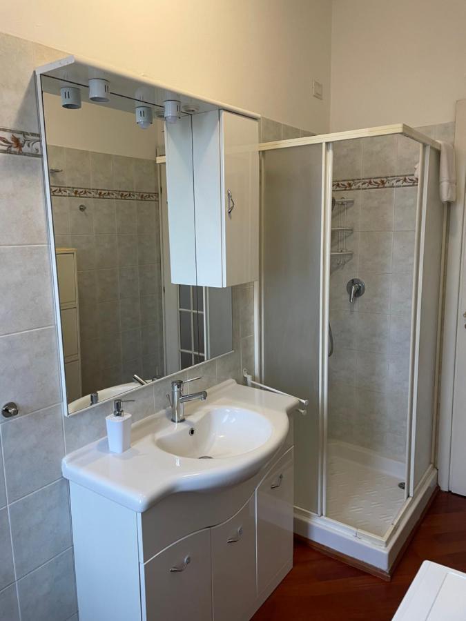 Adriano Metro & Comfort Suites - Affitti Brevi Italia Милан Экстерьер фото