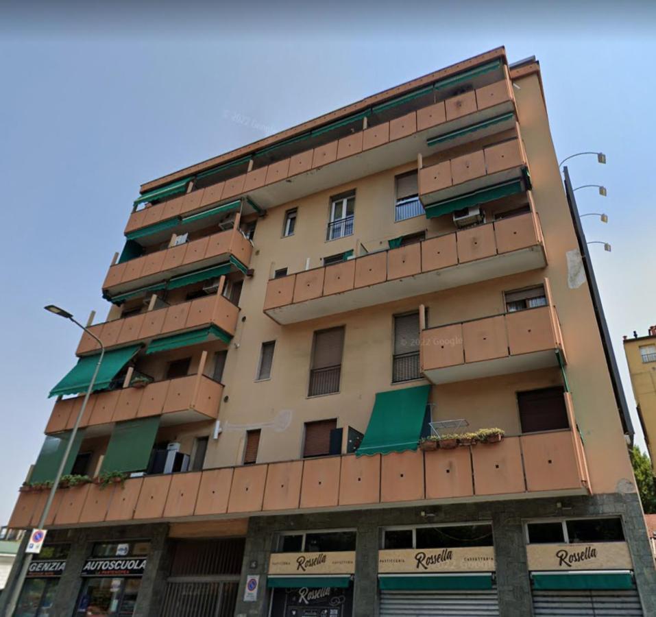 Adriano Metro & Comfort Suites - Affitti Brevi Italia Милан Экстерьер фото